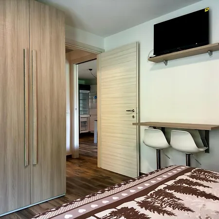 Appartement Isolaccia Angolo Di Paradiso Pradelle